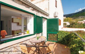 Apartment Bol 35